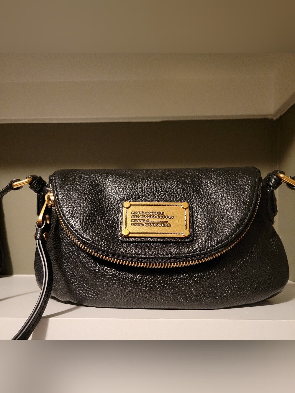 Marc Jacobs Classic Q Mini Natasha Black Leather Crossbody Bag